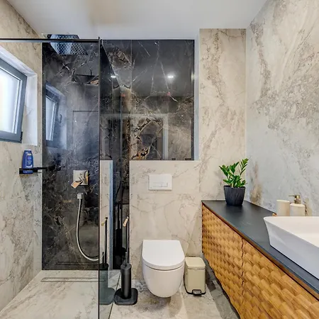 Mastarija - Garden Villa *