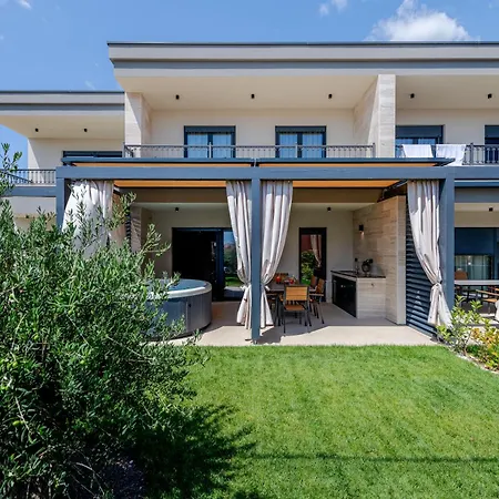 Mastarija - Garden * Kovacic