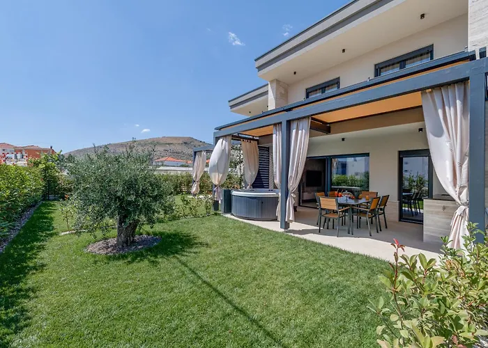 Mastarija - Garden * Kovacic